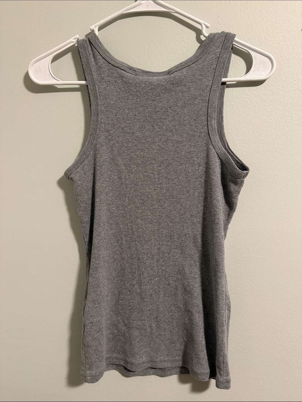 Tank Top Labeled as Accessory - Picture 2 of 3